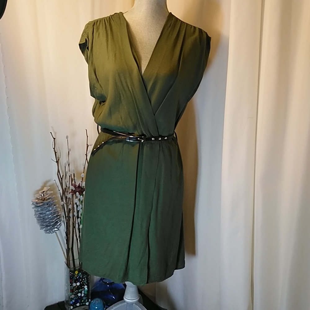 Fun-&-Flirt Green faux-Wrap dress NWOT sz-L